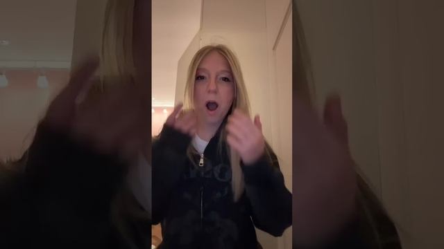 Простите но бьюсь головой об стену... #миланафилимонова #милана #юмор смотреть онлайн