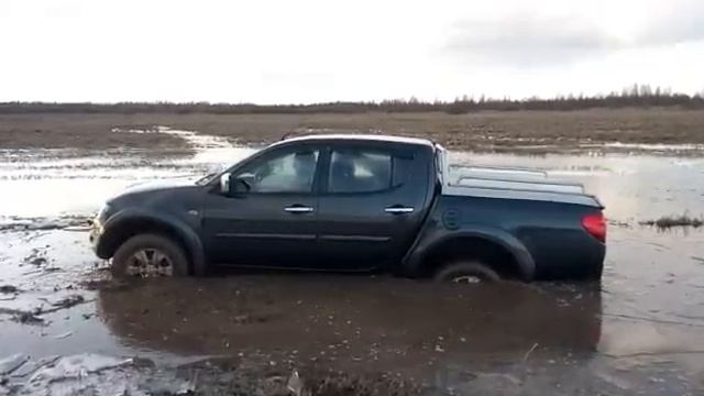 Mitsubishi l200 смотреть онлайн