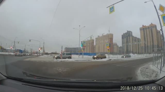 Проезд через ул. Заречная и Ф. Абармова | Парнас, Санкт-Петербург