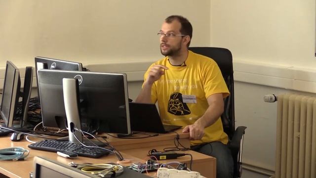 Workshop: Jan Pospíšil - Docker - mýty a fakta смотреть онлайн
