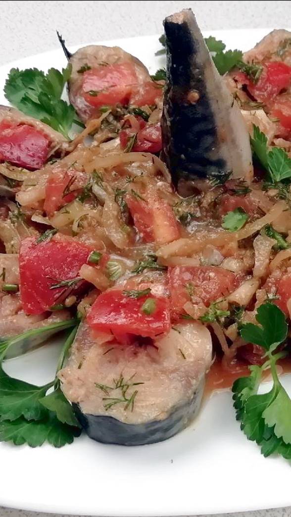 Вкуснейшая👍 малосольная СКУМБРИЯ маринованная в томате/Домашний посол/Рецепты из скумбрии смотреть онлайн