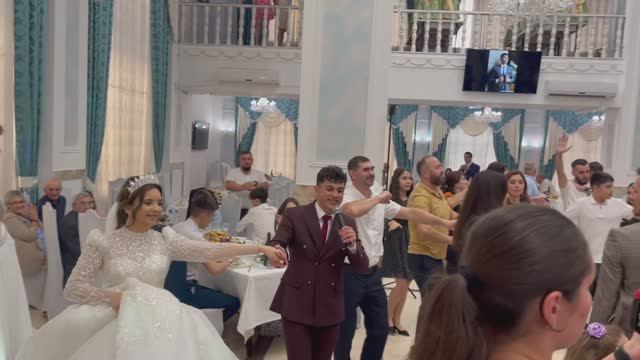 Сакит Самедов на свадьбе в Казани. Песня Самира смотреть онлайн