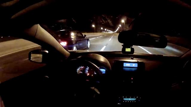 Megane RS vs BMW 135i DTC -2race смотреть онлайн