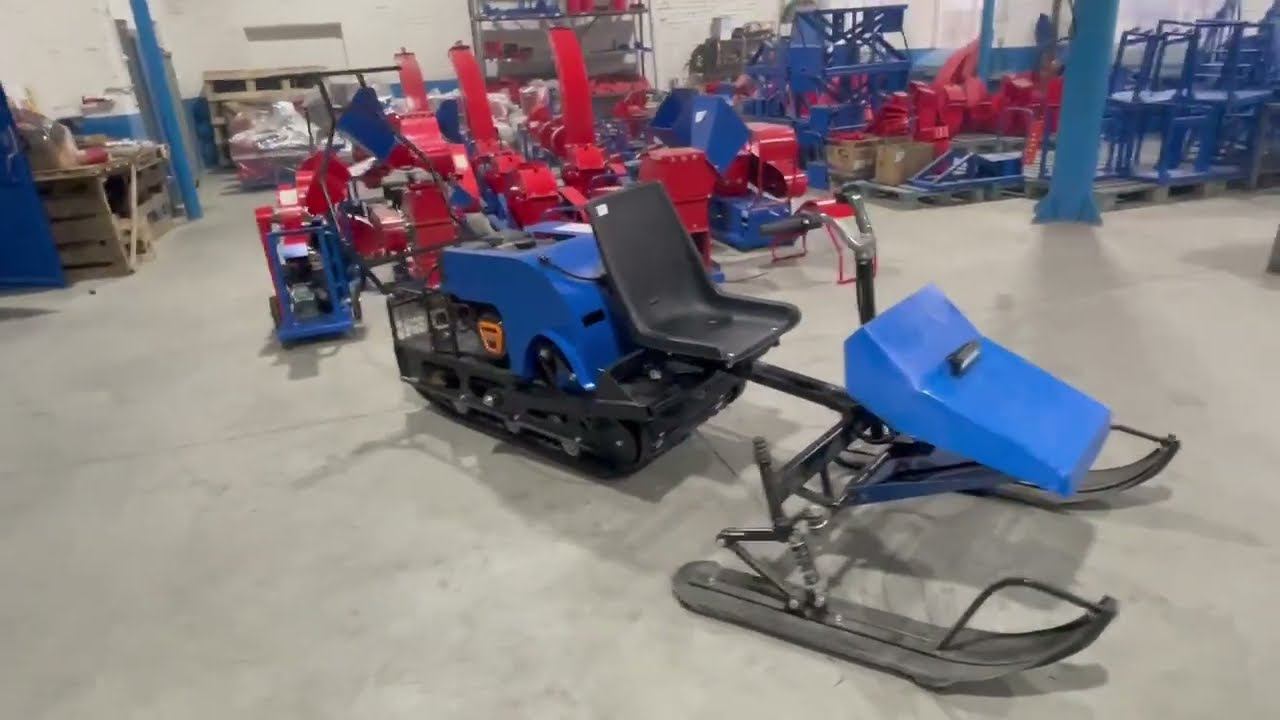 Мотобуксировщик М500 с лыжным модулем смотреть онлайн