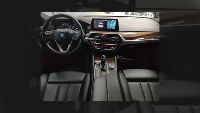 2017 BMW 5 Series 530i смотреть онлайн
