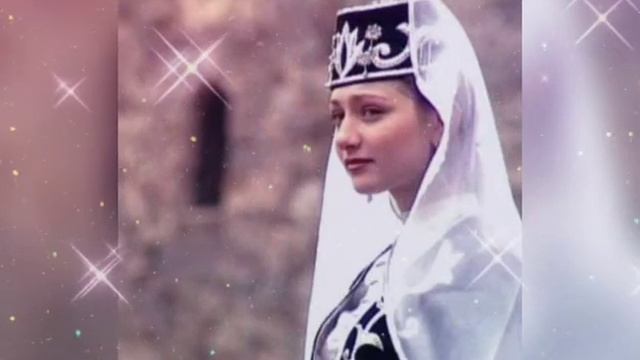 Лиана Барахоева- Дека илли. Ингушские песни смотреть онлайн