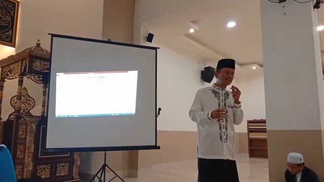 Fiqhi Islam || Prof. Dr. KH. Kasjim Salenda, S.H., M.Th.I смотреть онлайн
