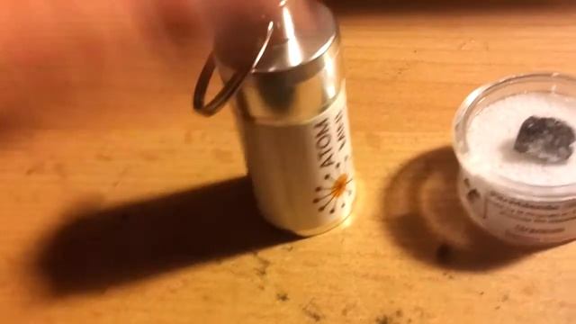 Atom Mini dosimeter - video by Artur Ludvig смотреть онлайн