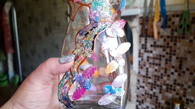 ВАЗА ИЗ БАНКИ КОФЕ смотреть онлайн