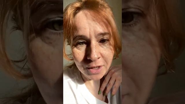 Дайте девушке спокойно попить кофе. Кусочек моего стиха. Автор Я. Анна Бобко. смотреть онлайн