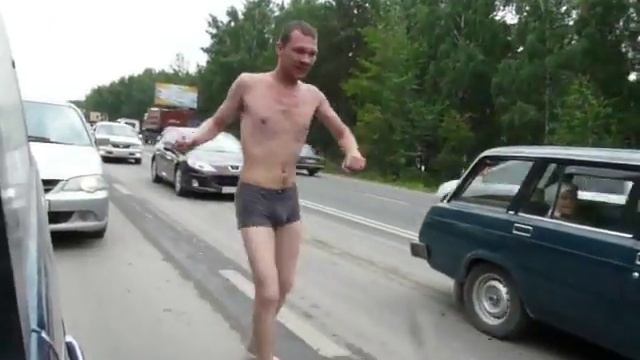 Russian men dancing Pam Pam Americano смотреть онлайн