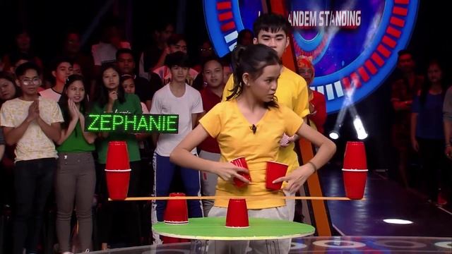 Field Goal | Minute To Win It - Last Tandem Standing смотреть онлайн