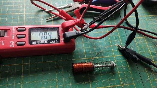 home made solenoid from a old transformer смотреть онлайн