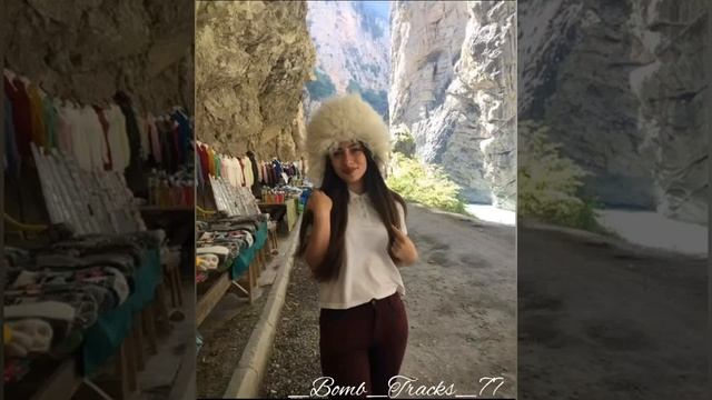 Kartvelli & Shande - Алое платье🎶🔥❤🚀❤🍒❤ смотреть онлайн
