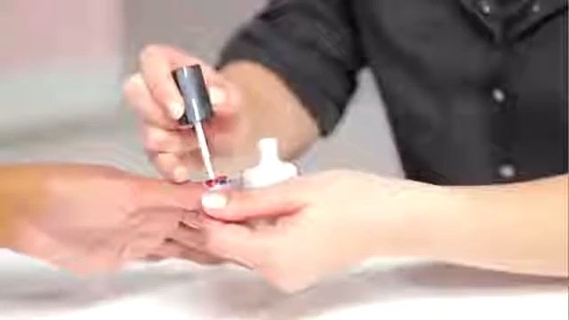 Avon Nail Studio Swirl Effect Nails смотреть онлайн
