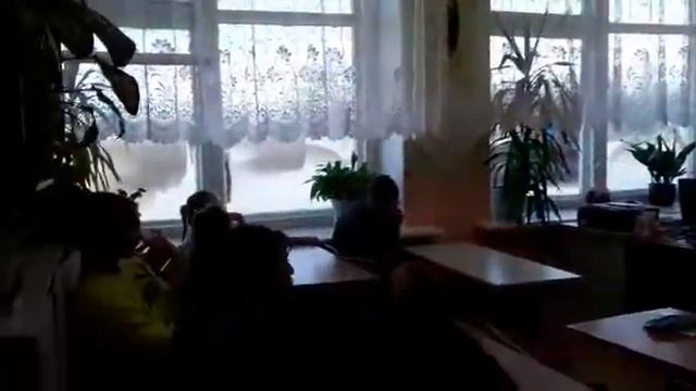 ГРУППОВОЕ РАЗУЧИВАНИЕ ПАТРИОТИЧЕСКОЙ ПЕСНИ (учебное видео). смотреть онлайн