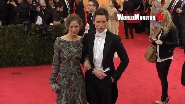 Eddie Redmayne And Hannah Bagshawe Arrive At 2014 Met Gala Redcarpet