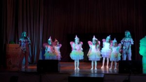 Где водятся волшебники. Исп. ансамбль «Малышарики»