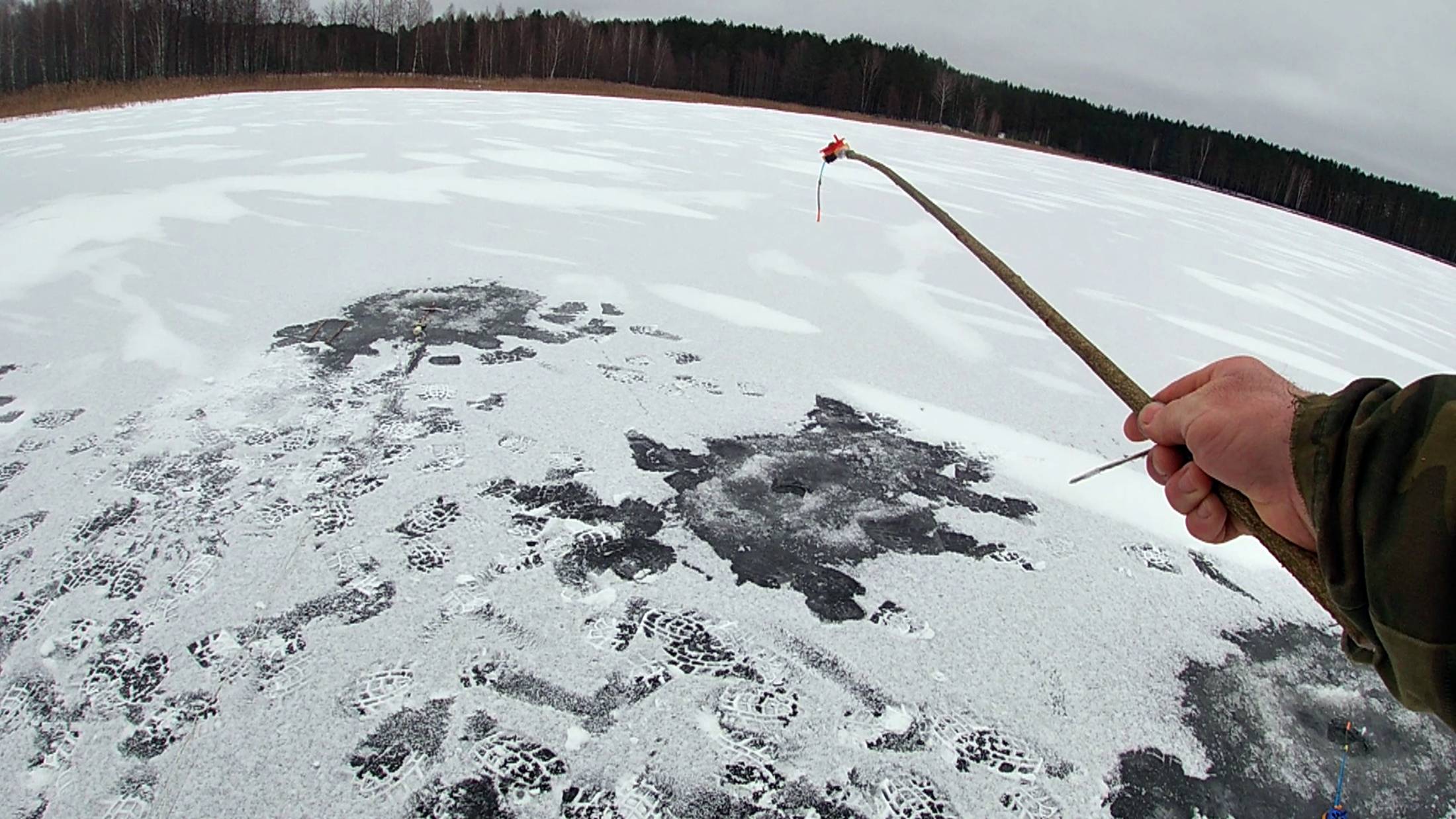 Рыбалка 16 января - крупная плотва стоит на нижней бровке! Рыбалка по совету смотреть онлайн