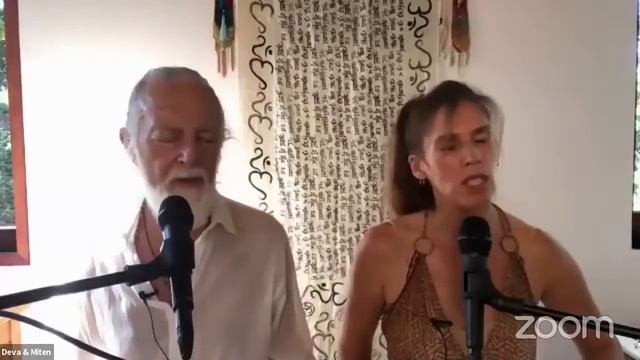 Deva Premal & Miten - 108 Gayatri Meditation (Solstice) смотреть онлайн