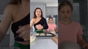Бедные ее учителя 🤣😘 Обзор формы Вари СЕГОДНЯ В ТГ - britanka_new - ссылка в шапке профиля