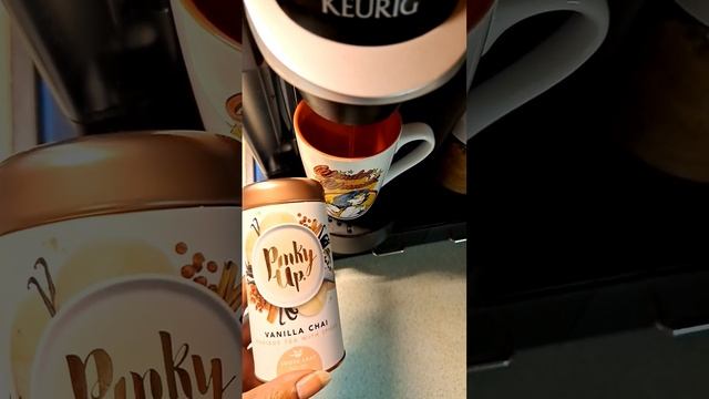 Pinky Up Brand #vanilla #chai #rooibos #tea #drink #shorts #subscribe смотреть онлайн
