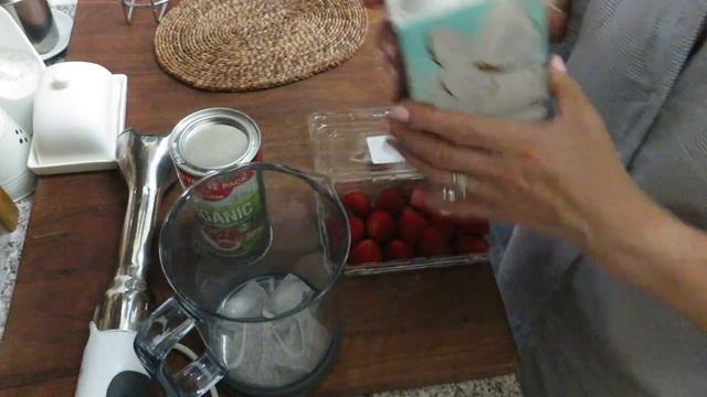 How To Make Keto Iced Coffee + Keto Strawberry Milkshake + Keto Cacao Frappe