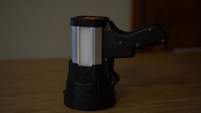 Casual - 6000 Lumens Handheld Spotlight смотреть онлайн