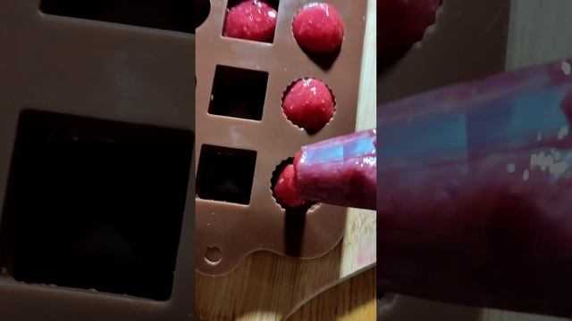 Малиновый чай, малиновые кубики для чая.