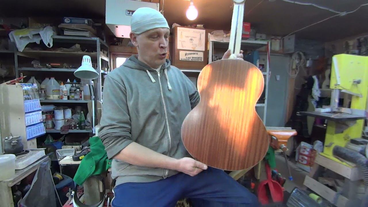 Обзор новой семиструнной гитары АХ из красного дерева мастерской Антона Хорина в Порожках. смотреть онлайн