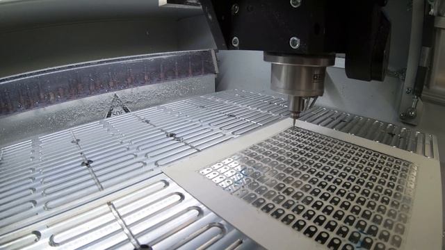 Datron Neo Cuts Nested Spring Clips смотреть онлайн