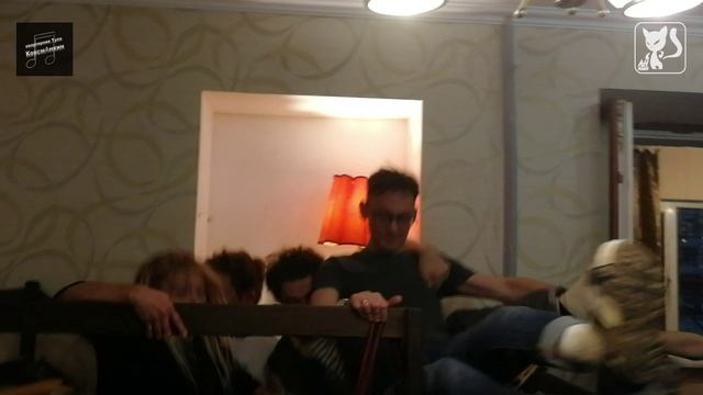 Слом кровати (Вдовин-Сомов_КовсмАнкины)