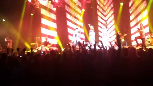 Adam Lambert в Ледовом 20.03.13 смотреть онлайн