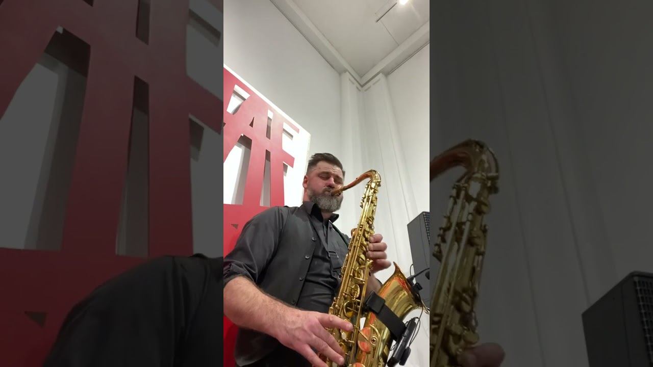 “Jingle Bells” смотреть онлайн