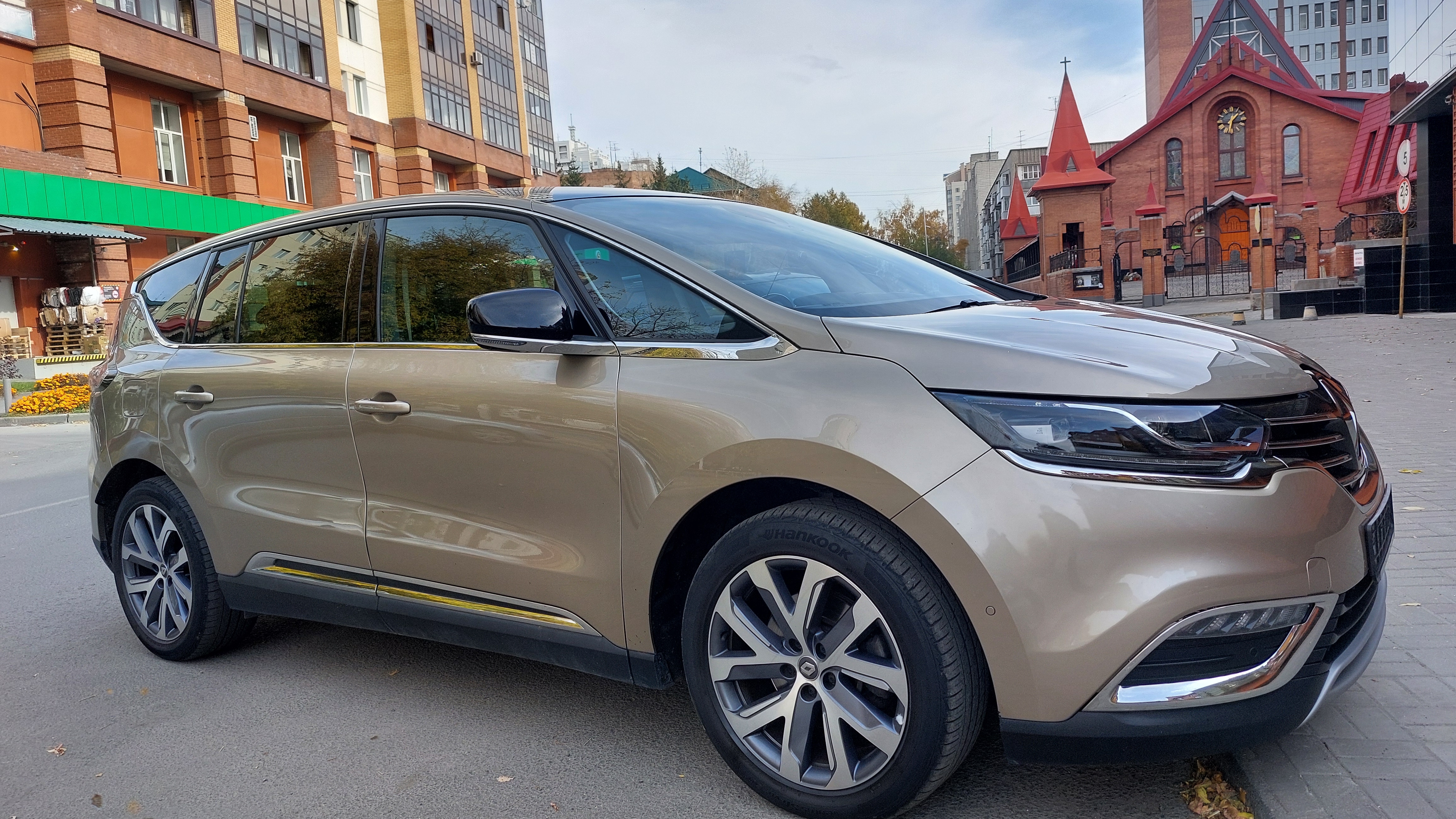 ОТ ПЕРВОГО ЛИЦА: Новосибирск ЗАРУЛЁМ Espace Renault!