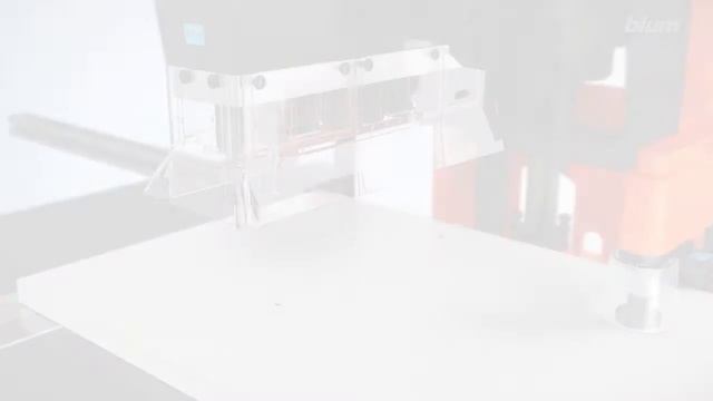 Видео как использовать MINIPRESS PRO при сверлении отверстий под силовой механизм смотреть онлайн