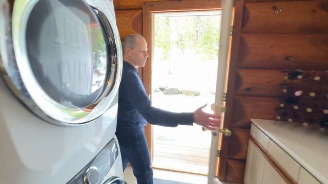 👀 INSIDE This AMAZING Log Home in Whistler, BC! смотреть онлайн