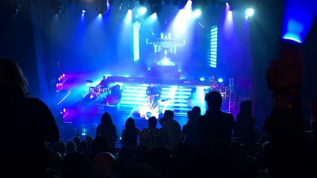 Empire of the Sun: Two Vines at The Novo, L.A. Live смотреть онлайн