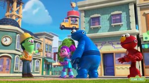 Mecha Builders Eat a Giant Pie from Outer Space! | Sesame Street Episodes