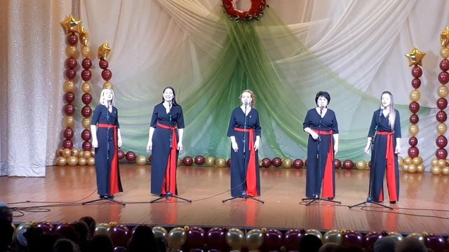 Народный Ретро-ансамбль "Обертон", рук. Ольга Лубенская, исполняет песню "Оттепель" смотреть онлайн