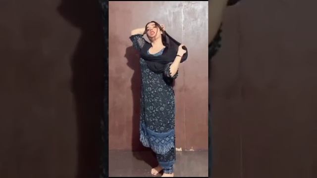 Hot Dance At Home смотреть онлайн