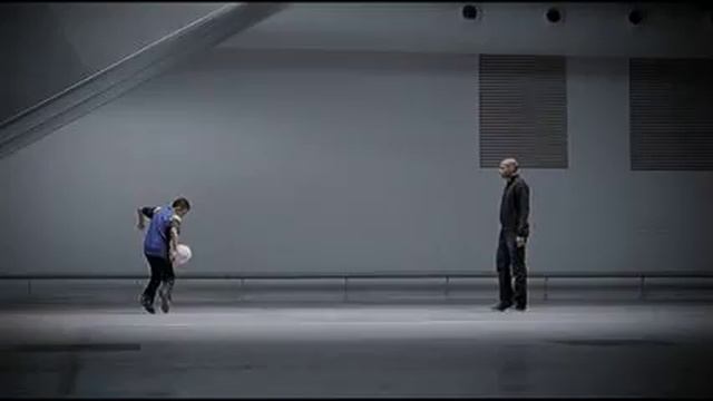 Thierry Henry - Test to Live, Live to Play смотреть онлайн