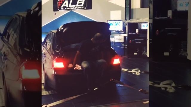 BMW 335i Stage 2 Dyno sound. смотреть онлайн