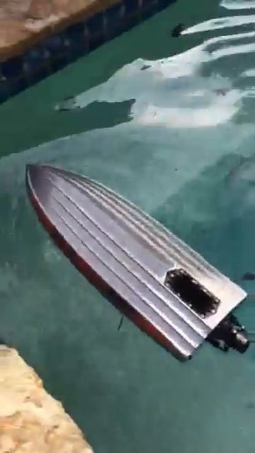ProBoat Jet Boat self righting смотреть онлайн