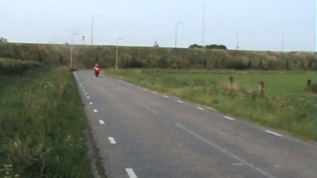 Yamaha R1 2003 with full Laser Works system смотреть онлайн