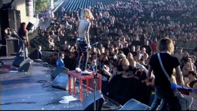 Dir en Grey - The IIID Empire live family values 2006 Fix audio смотреть онлайн