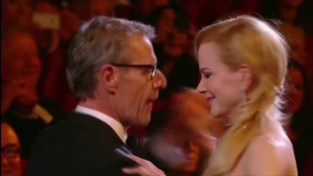 La danse de Lambert Wilson et Nicole Kidman en ouverture du festival de Cannes смотреть онлайн