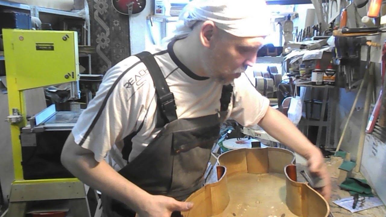 Обечайки скрипки и виолончели вылезают за края деки. смотреть онлайн