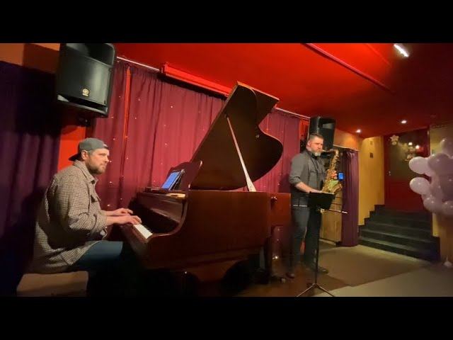 “Lady, be good” смотреть онлайн