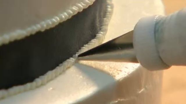 Swiss Haus on Comcast Commercial 30 seconds смотреть онлайн